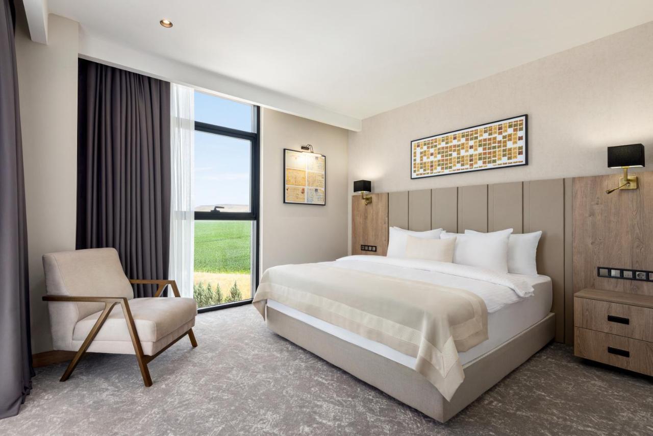 Hotel Ramada Plaza By Wyndham Batman Exteriér fotografie