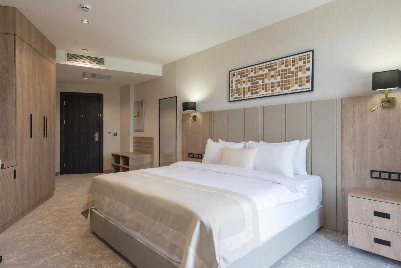 Hotel Ramada Plaza By Wyndham Batman Exteriér fotografie