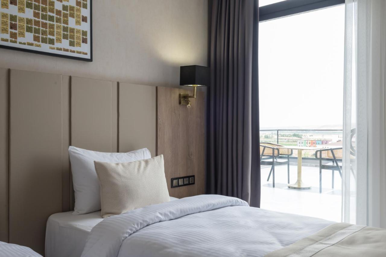 Hotel Ramada Plaza By Wyndham Batman Exteriér fotografie