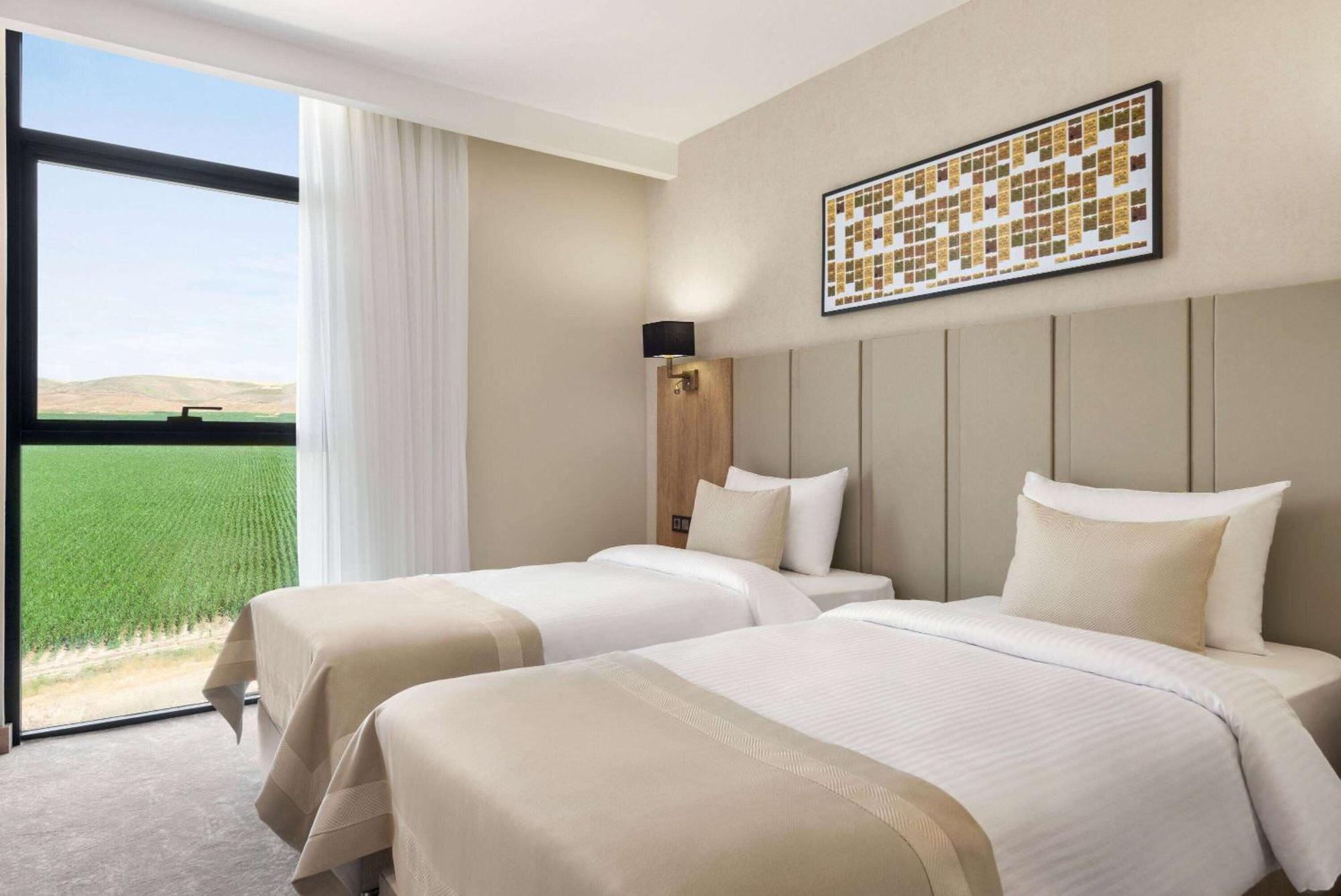 Hotel Ramada Plaza By Wyndham Batman Exteriér fotografie