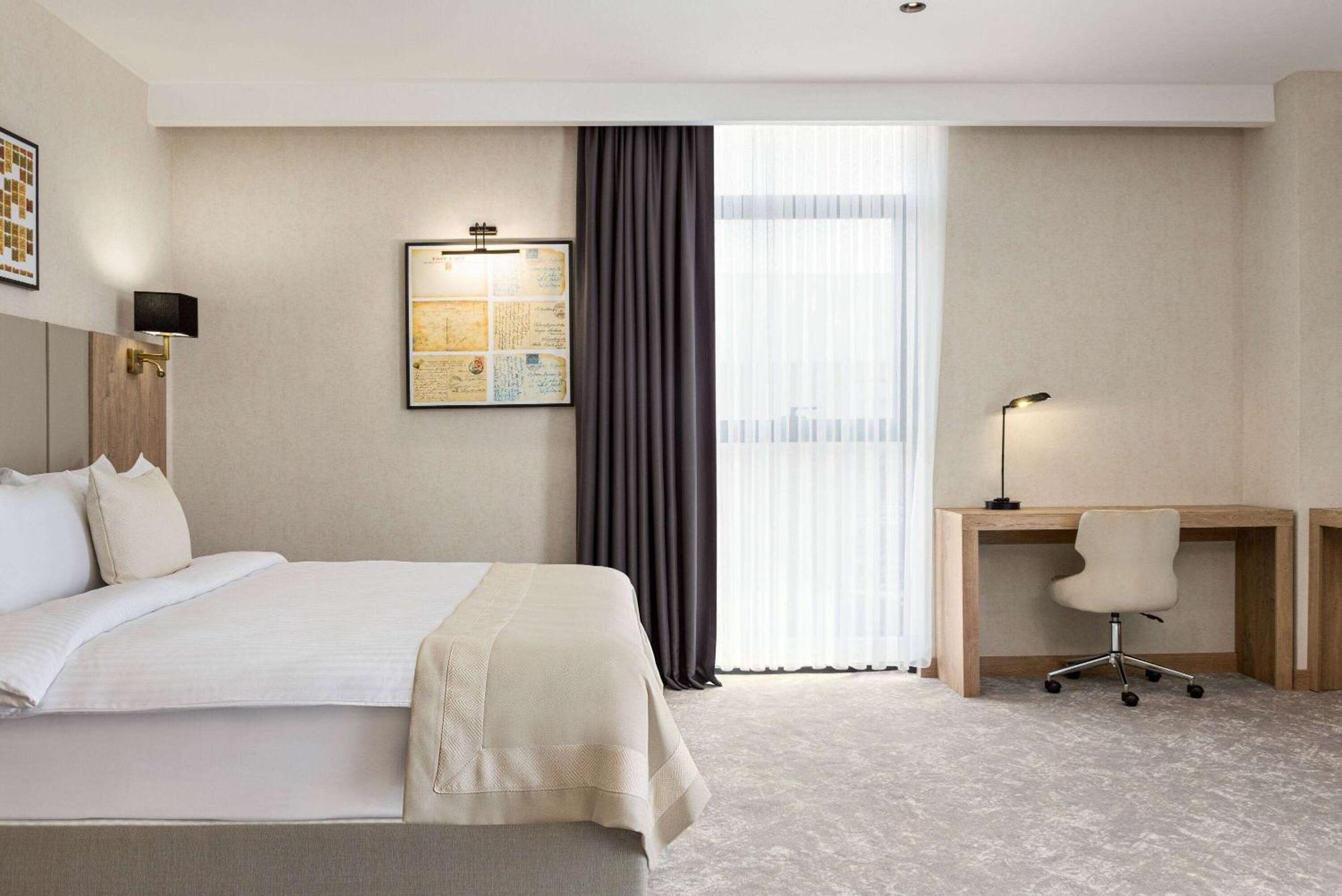 Hotel Ramada Plaza By Wyndham Batman Exteriér fotografie