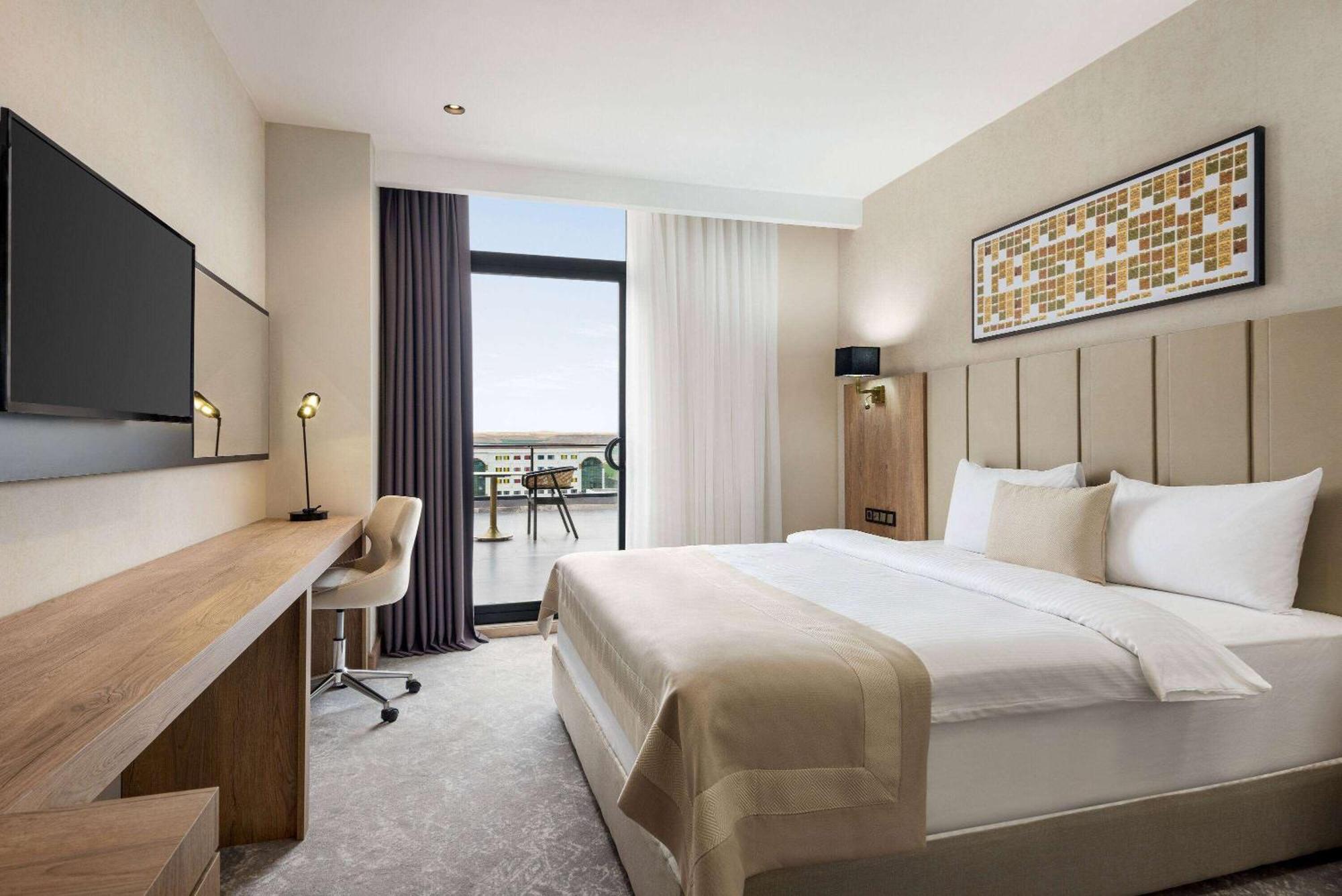 Hotel Ramada Plaza By Wyndham Batman Exteriér fotografie